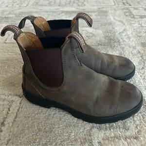 W’s Blundstone Leather Boots Size 8.5